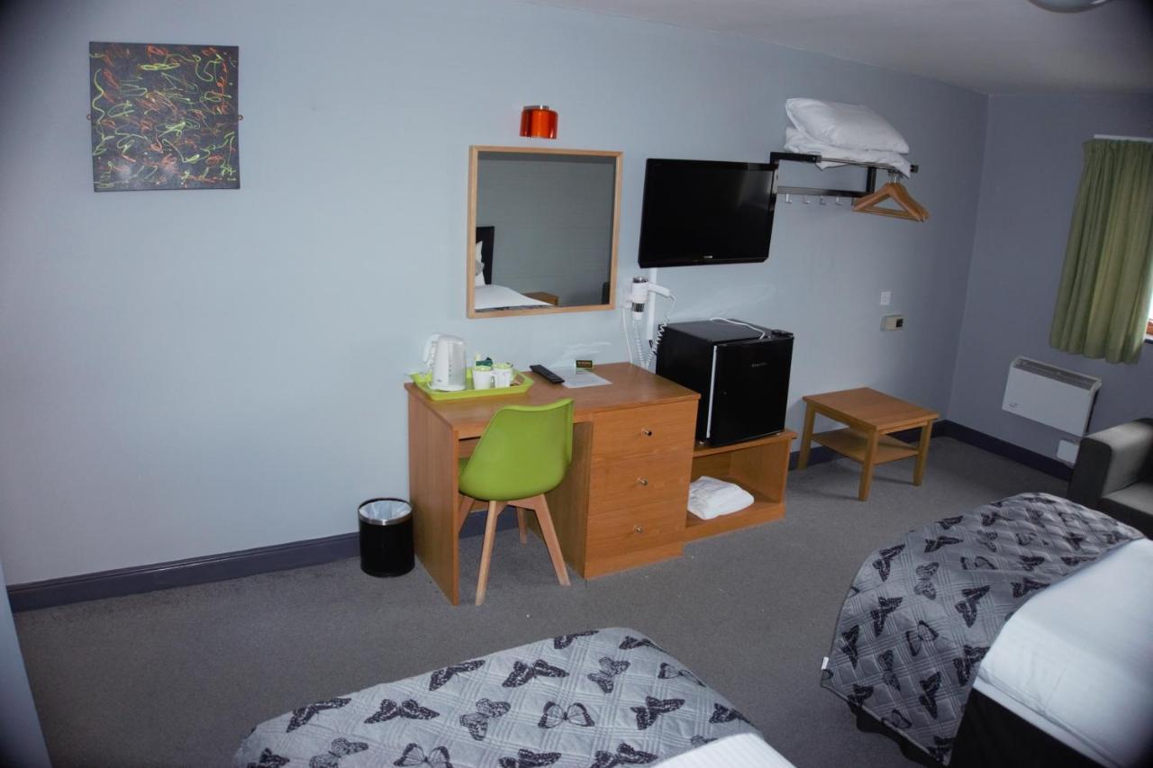 Happy Guests 3*